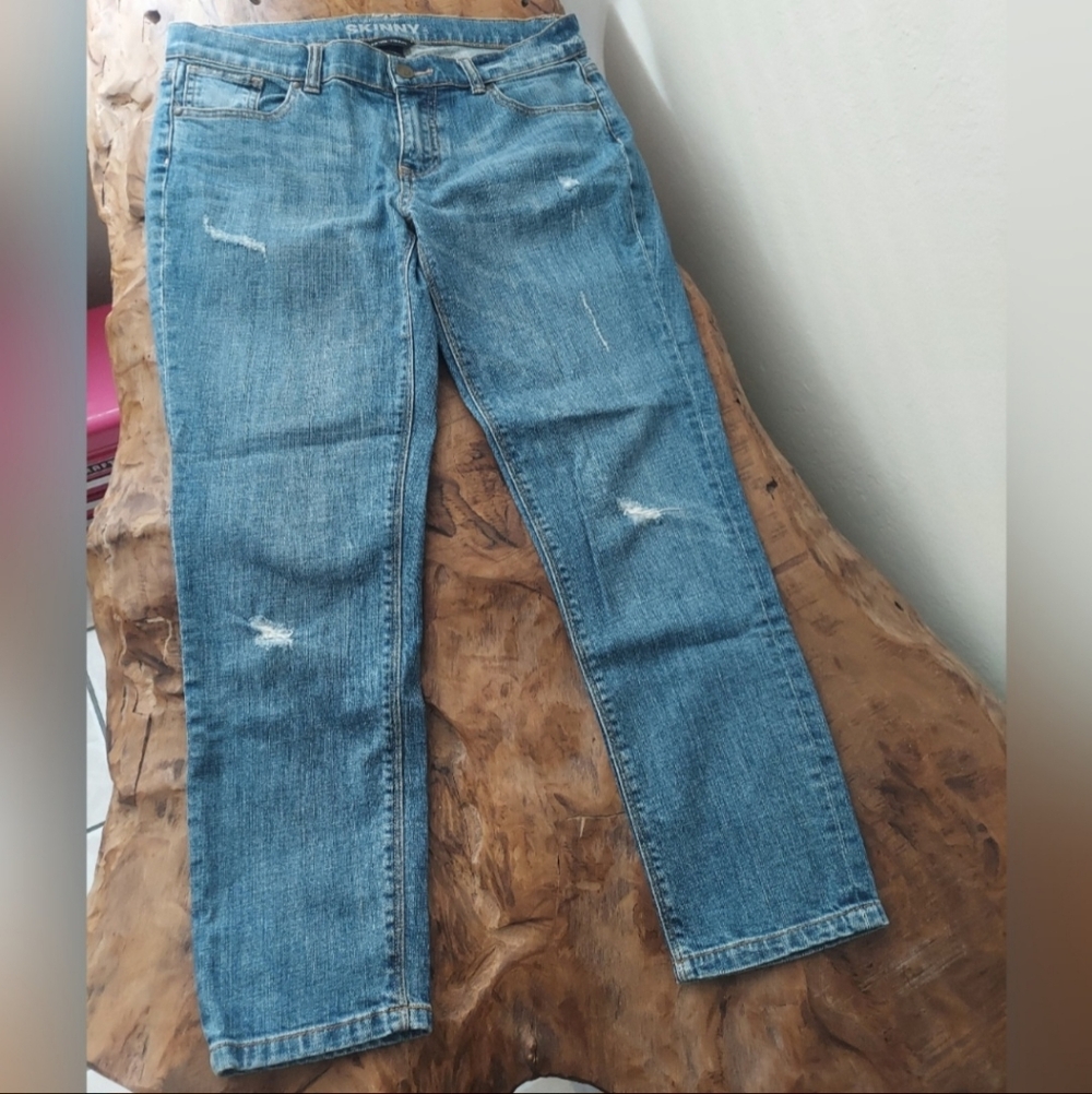 New York & Company Blue Ankle Cropped Jeans